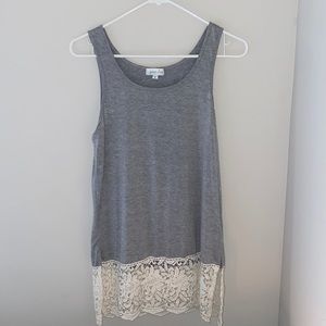 Women’s Gray Top